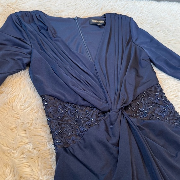 Tadashi Shoji Navy Blue Twist Front Beaded Lace Panel Dress - Size XS - Picture 3 of 7